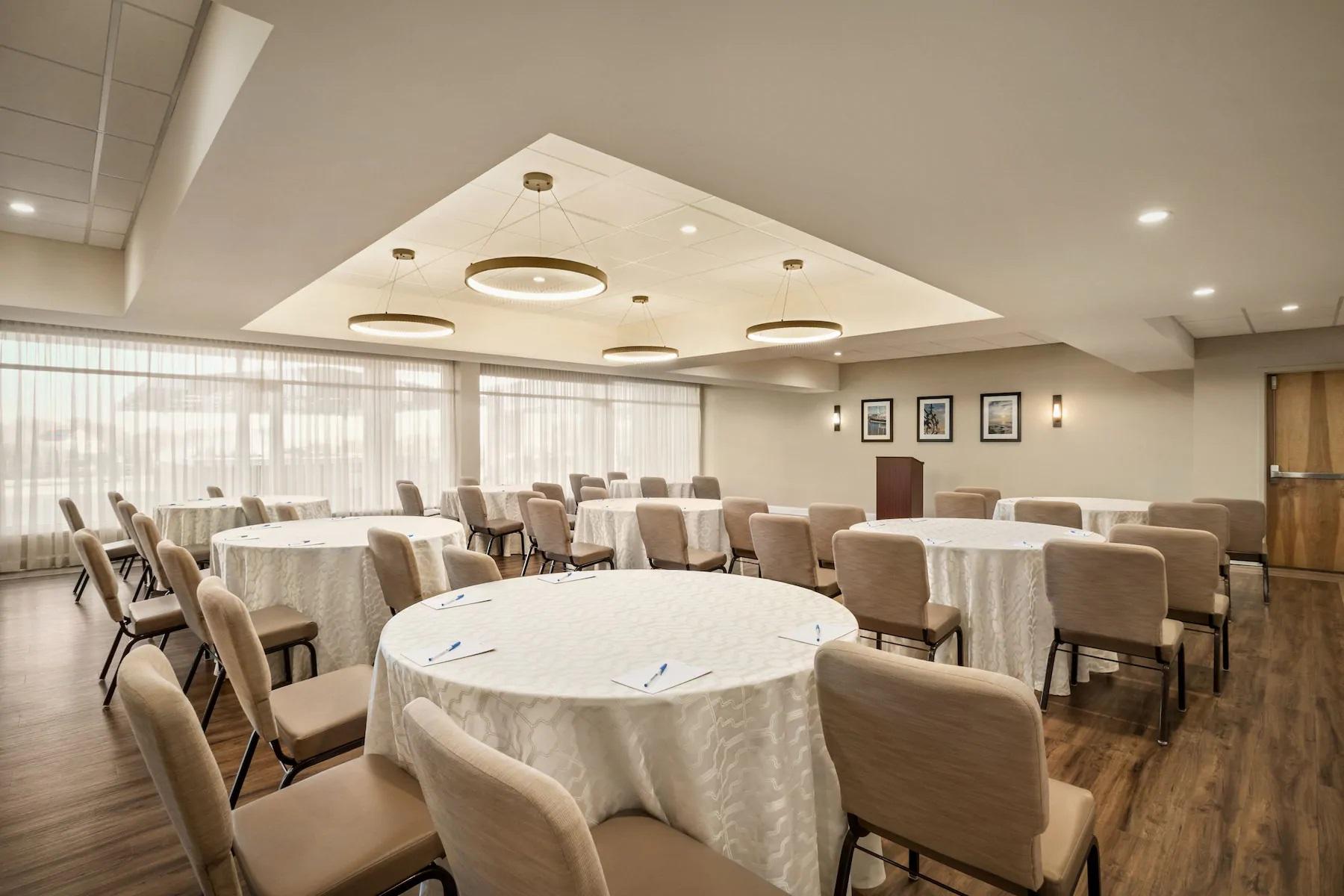 Wyndham Newport Hotel Middletown Exterior foto